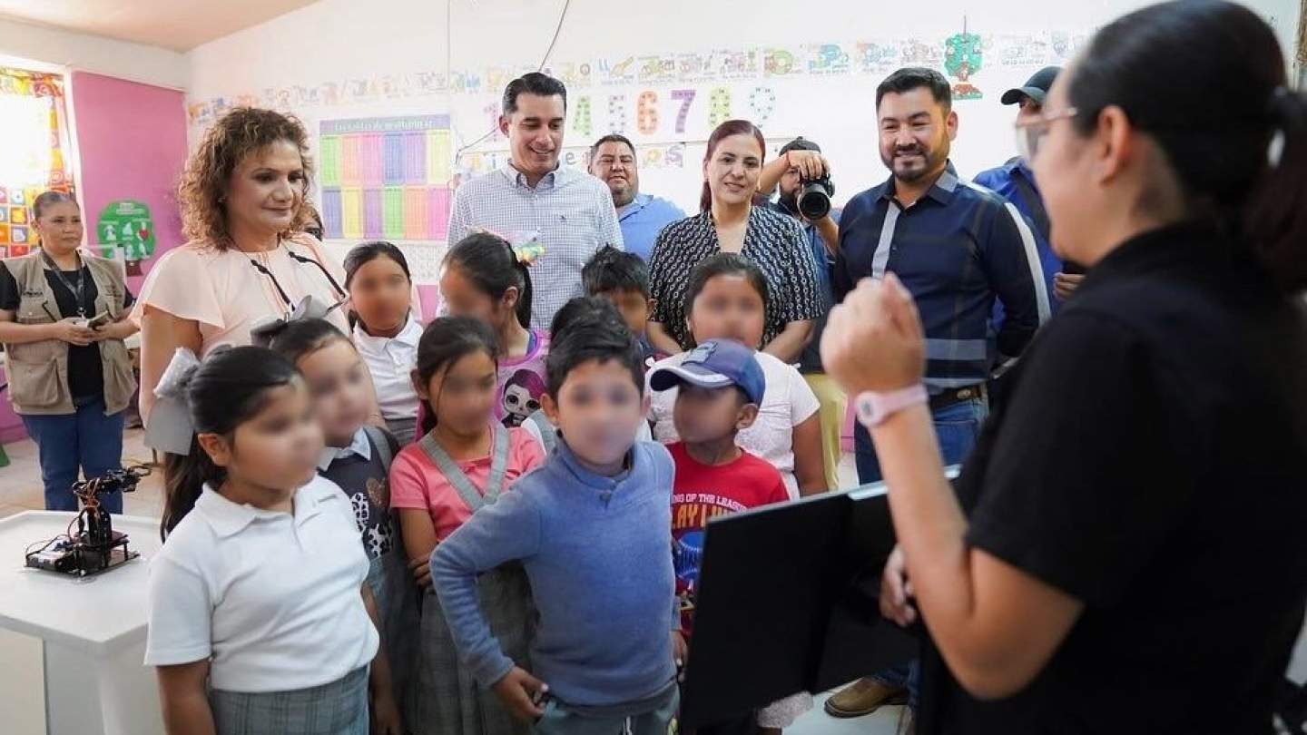 Concluye Programa ''Festival Científico'' beneficiando a más de 1200 niñas y niños de la entidad 
